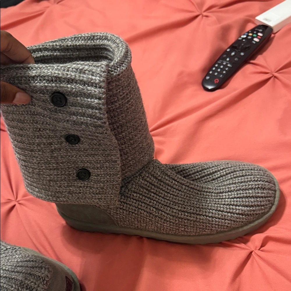 Grey uggs